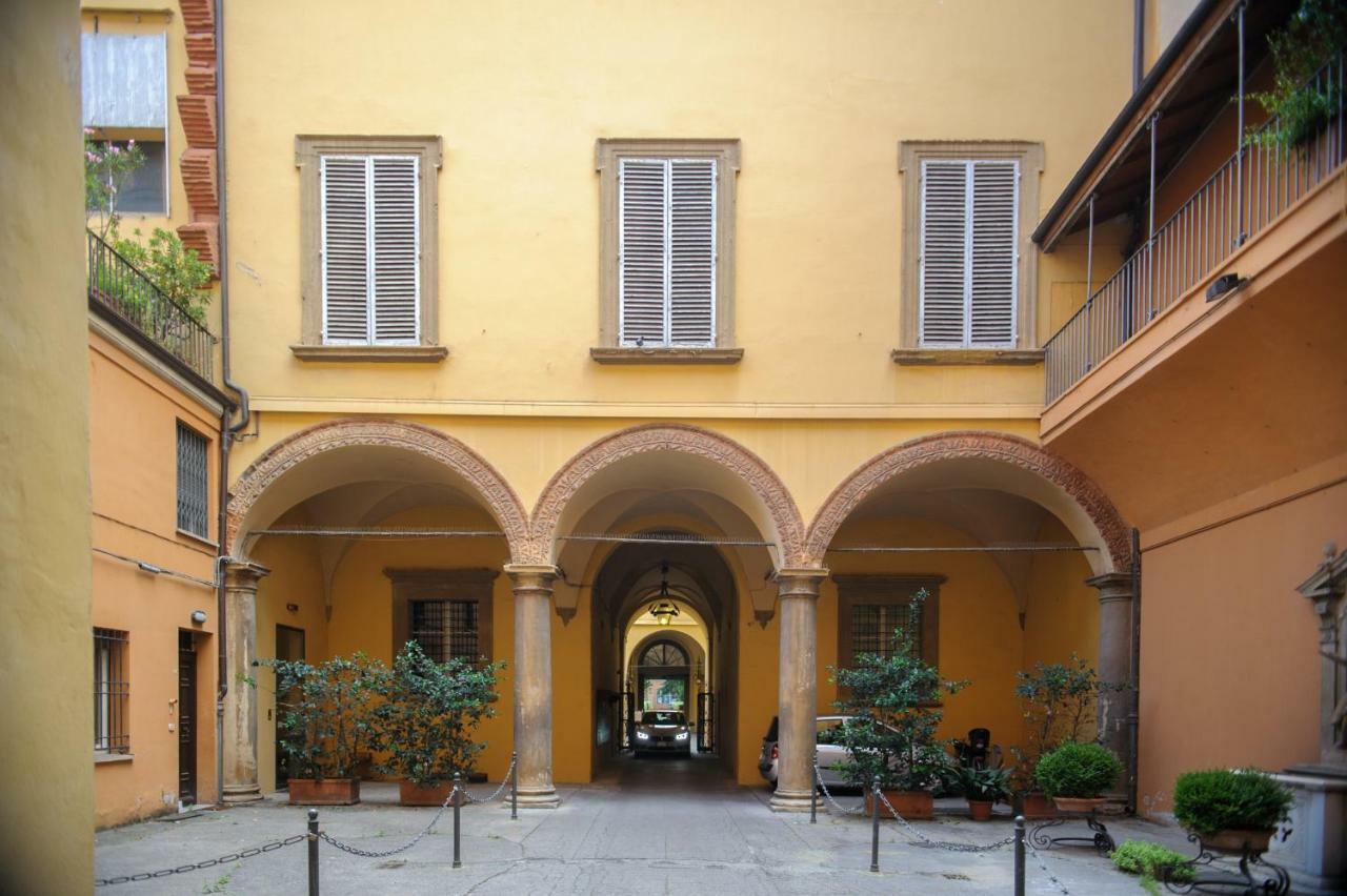 Andrea Luxury Apartments Strada Maggiore Studio 1 Bologna Kültér fotó