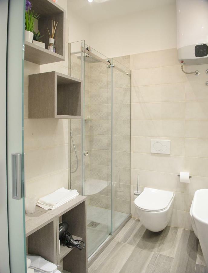 Andrea Luxury Apartments Strada Maggiore Studio 1 Bologna Kültér fotó