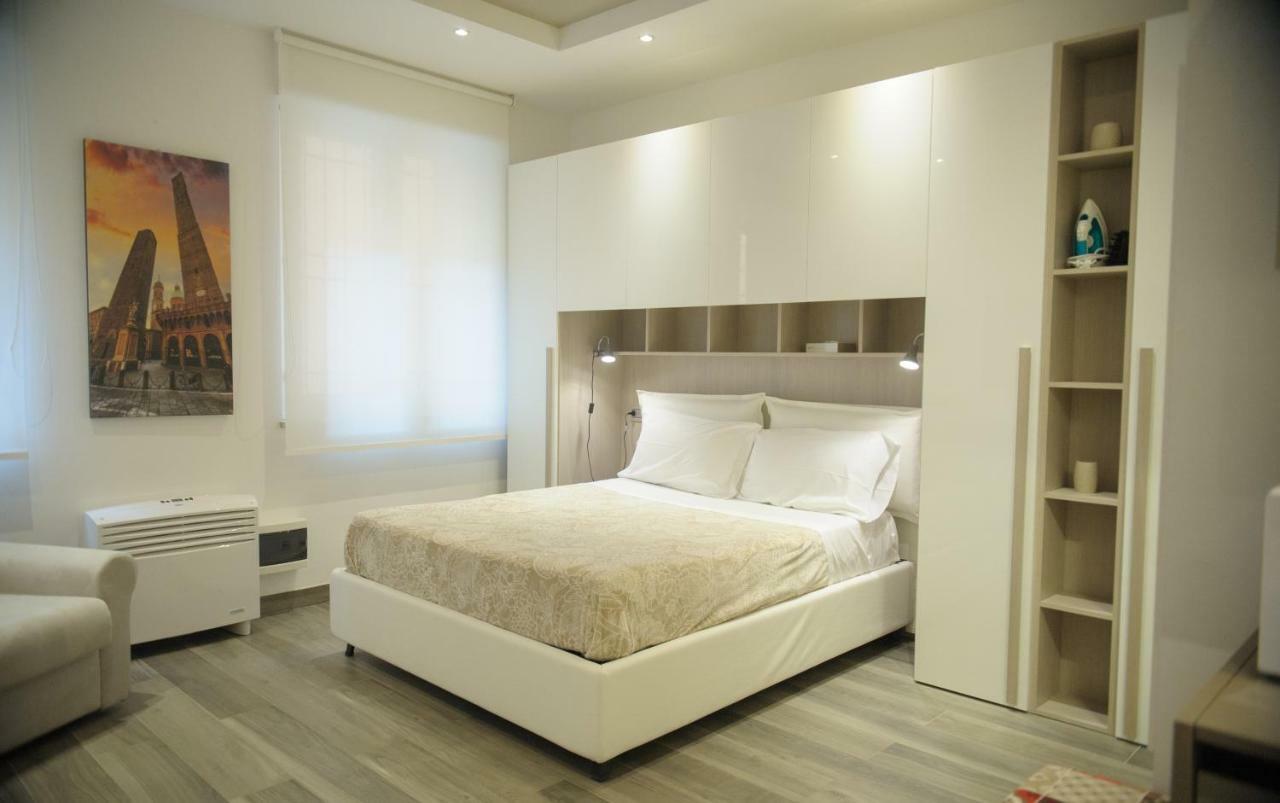 Andrea Luxury Apartments Strada Maggiore Studio 1 Bologna Kültér fotó